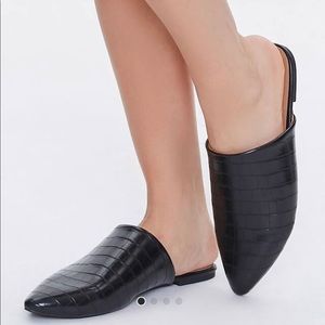 Faux Croc Leather Mules